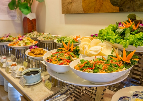 Đặt tiệc chay giao tận nhà qua dịch vụ nấu tiệc chay Sài Gòn